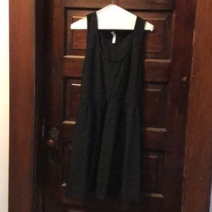 Sleeveless Black Casual Dress